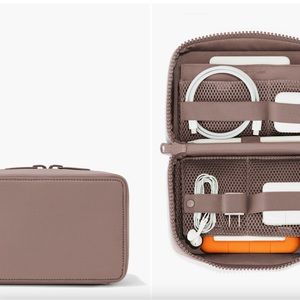 **LIKE NEW** DAGNE DOVER | Arlo Large Tech Pouch Organizer - Navy